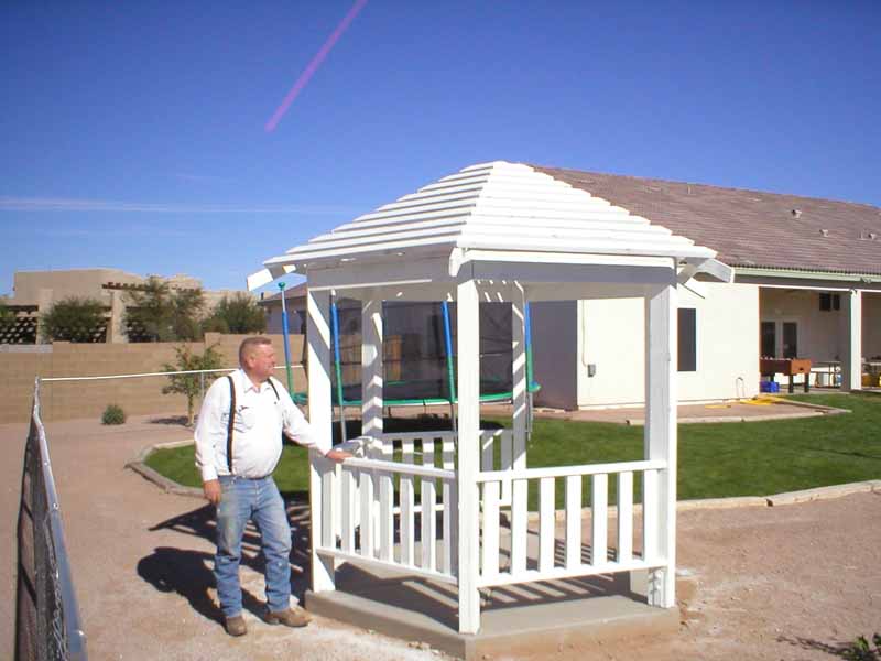 WEST GAZEBO - 30 November 2004 - The Gazebos are DONE - Make a Difference Day/Month is over