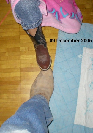 09 December 2005 - Wendell and Lexi have boots alike