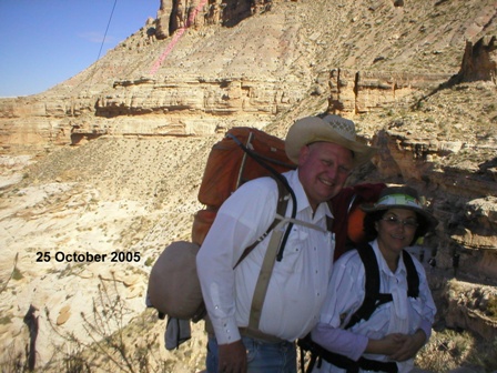 25 October 2005 - Wendell and Marilee - in the Grand Canyon