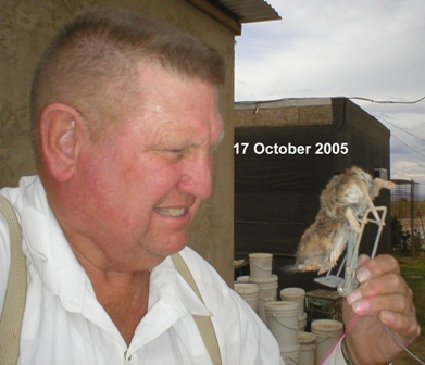 17 October 2005 - This one gave me a had time, but I got him!!!
