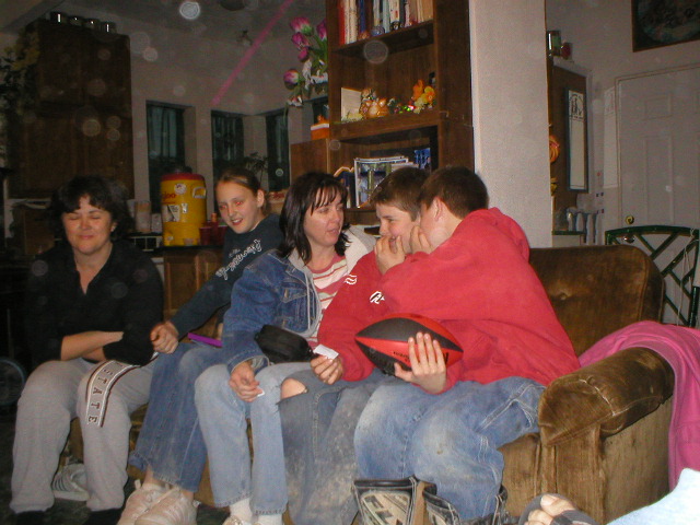 23 December 2004 - Paradise - Marilee and Julie