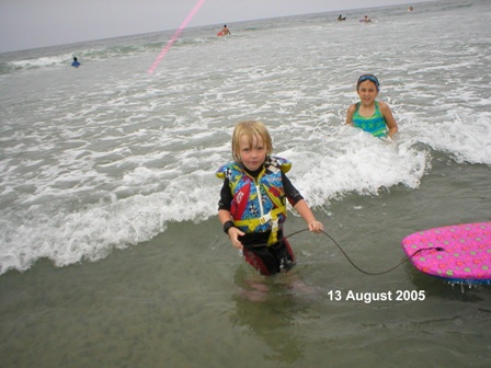13 August 2005 - Alina and Sariah - Torre Pines Beach