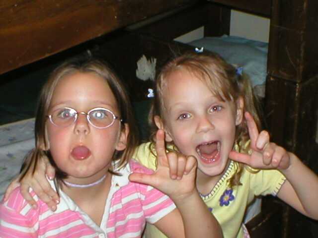 Year 2002 - Courtney and her cousin Lindsay
