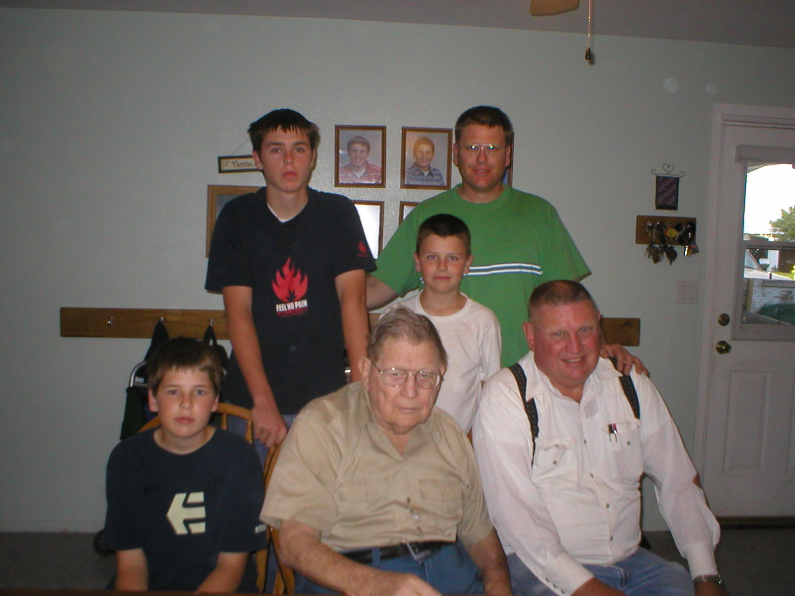 04 April 2004