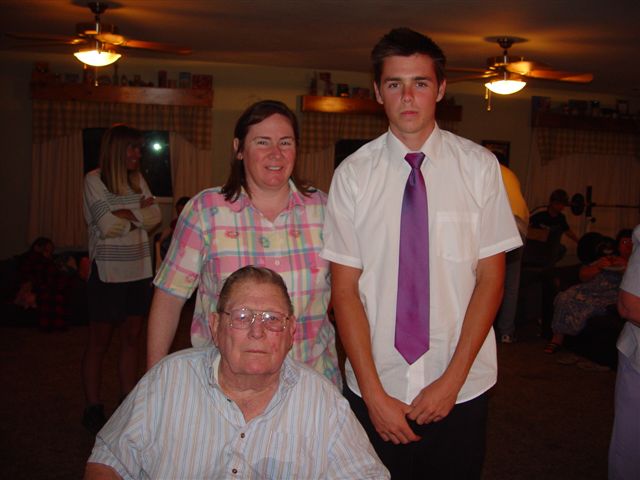 25 May 2006 Jared graduates from Mesa High School