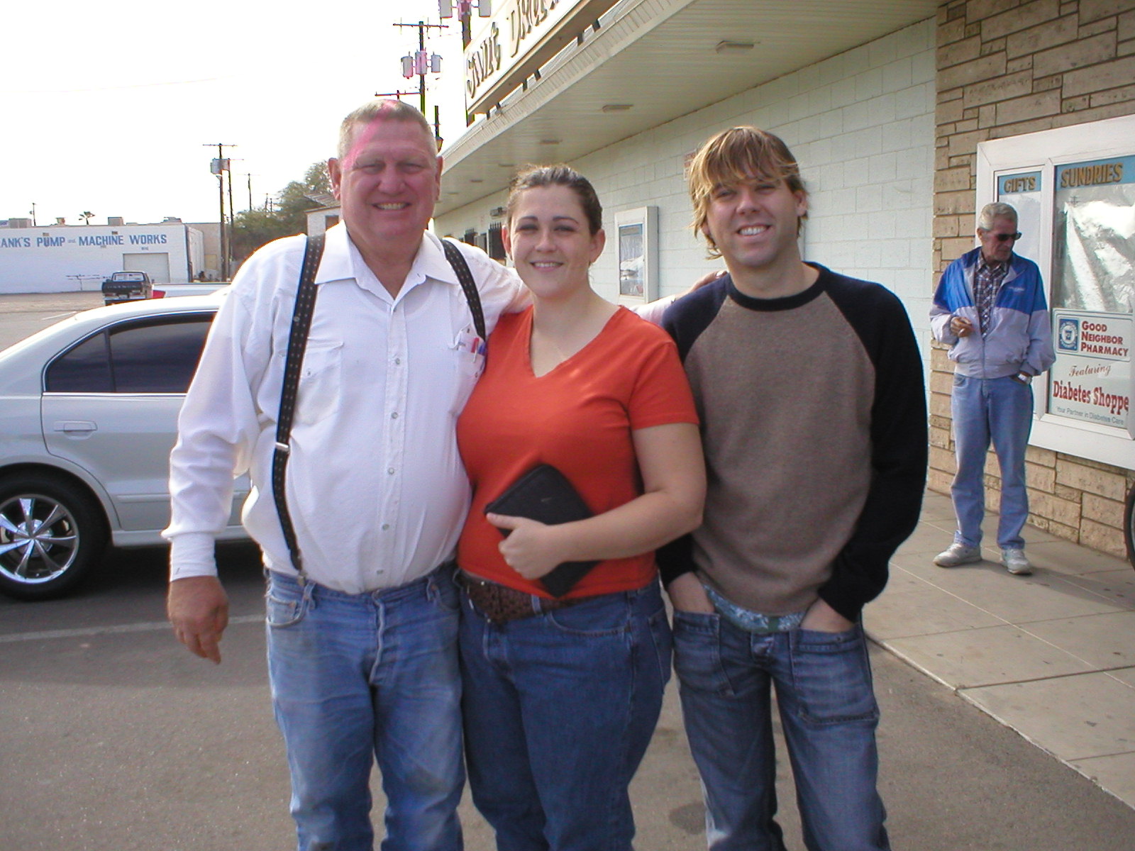 13 November 2004, Yuma, Arizona - Levi and Jenniver are getting Married