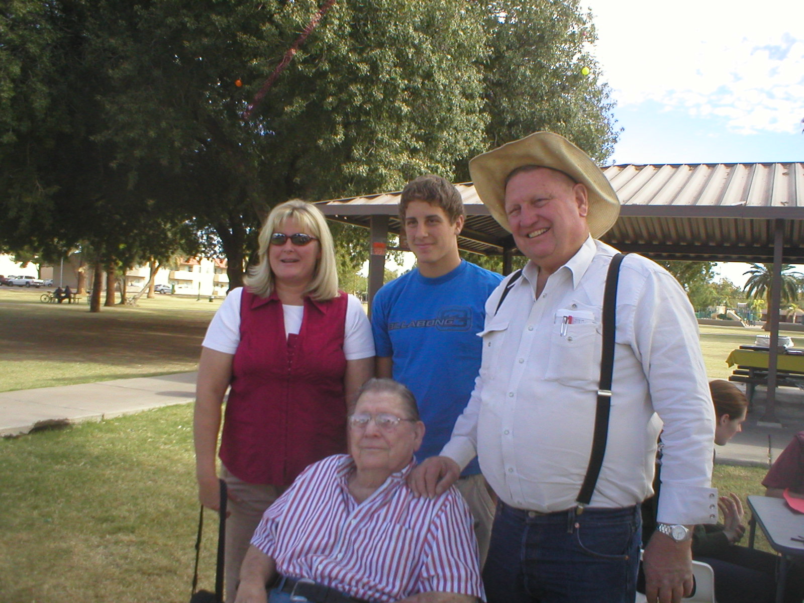 23 November 2006 - Wendell, Wendell Jr, Wendy, Jordan @ Pioneer Park