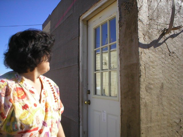 05 February 2005 - Saturday - We are putting Stucco/Plaster on the West Cube